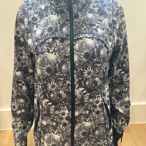 Lululemon Bring Back The Track Jacket - Picture 7 of 11